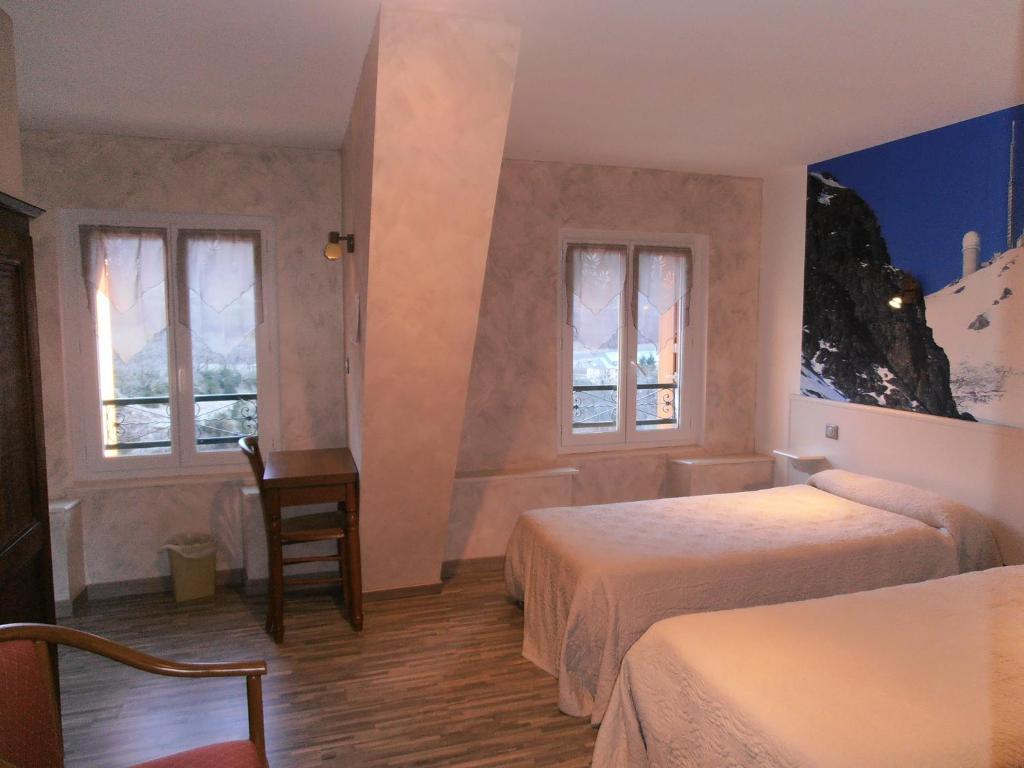Hotel Panoramic Et Des Bains Luz-Saint-Sauveur Phòng bức ảnh