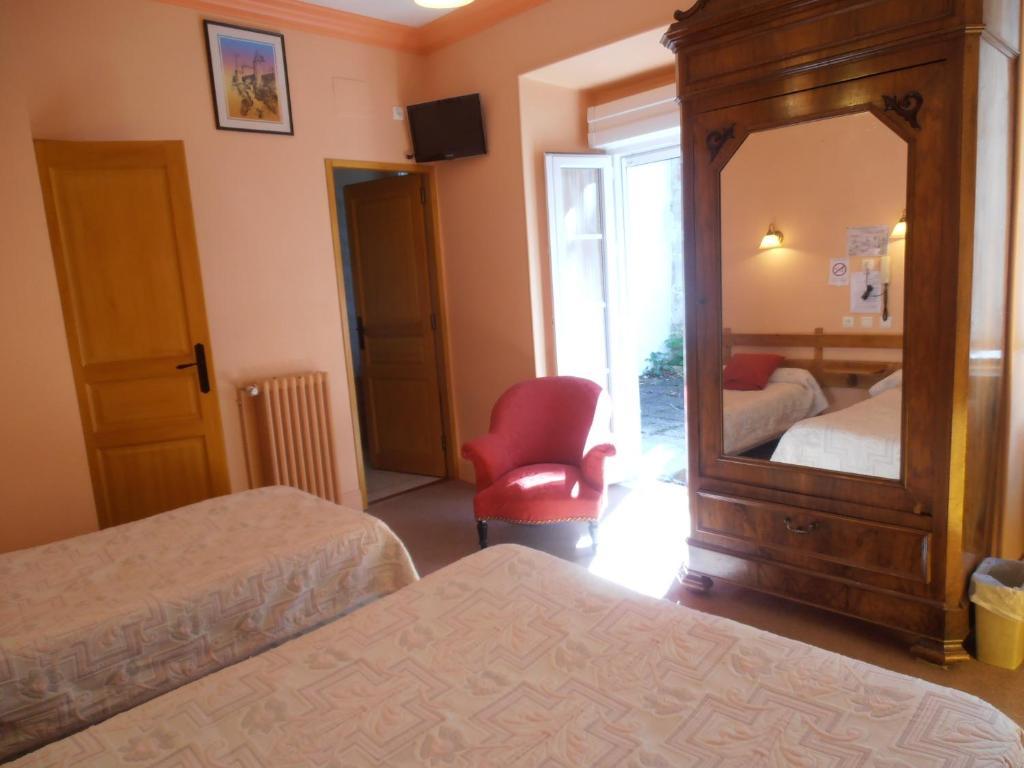 Hotel Panoramic Et Des Bains Luz-Saint-Sauveur Phòng bức ảnh